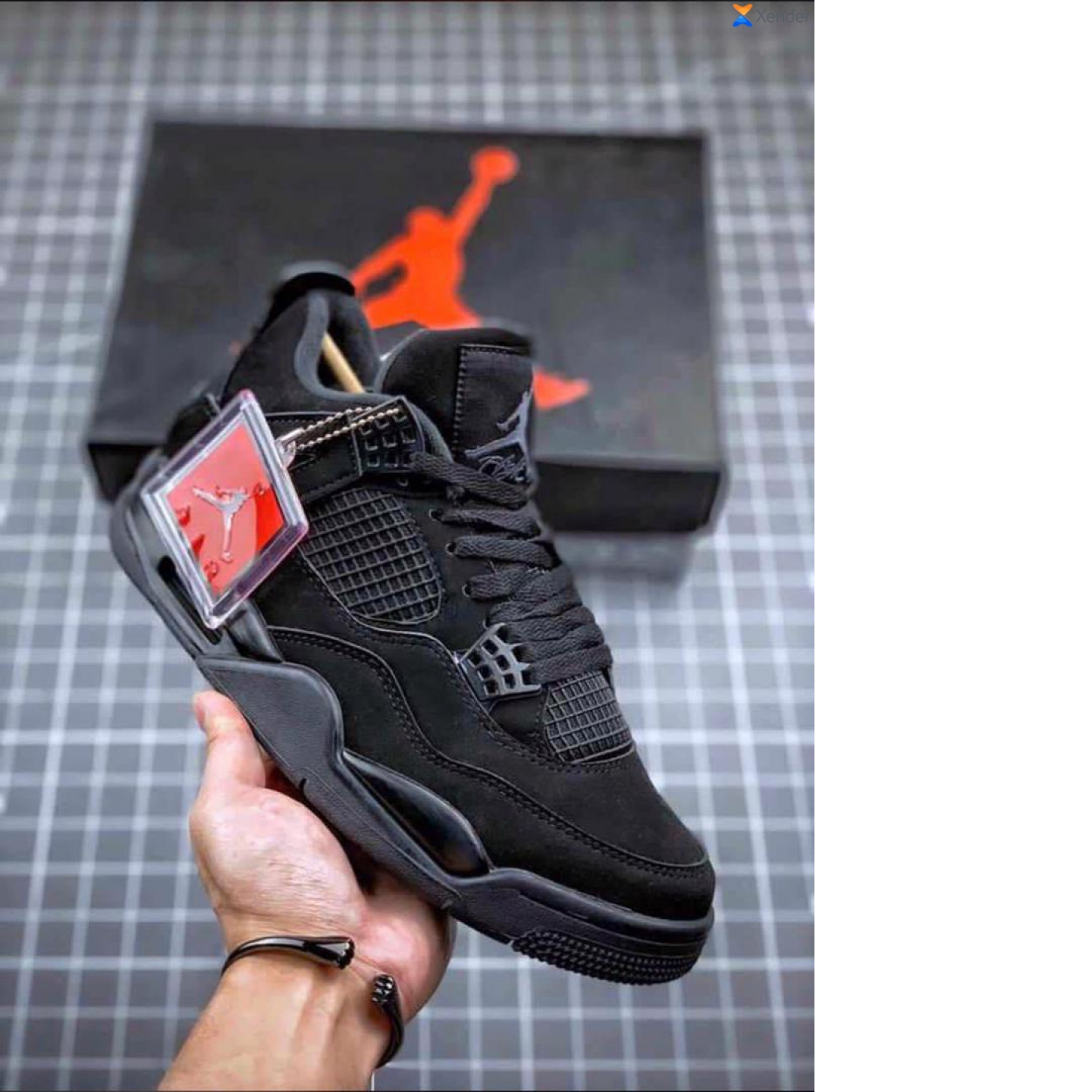 Air Jordan 4